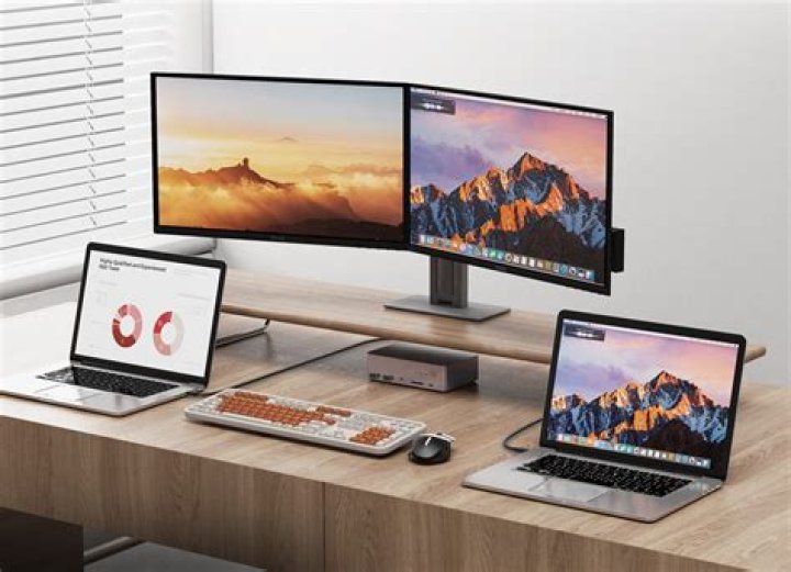 Are there 3D computer monitors?