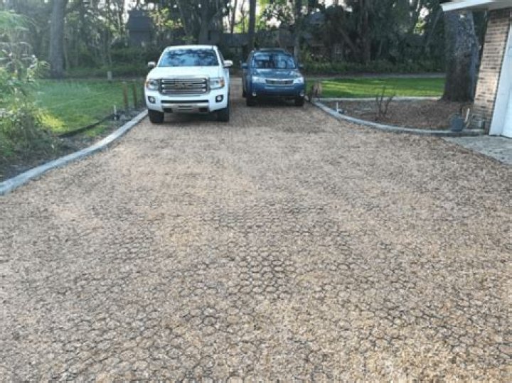 Can slag be used for driveways?