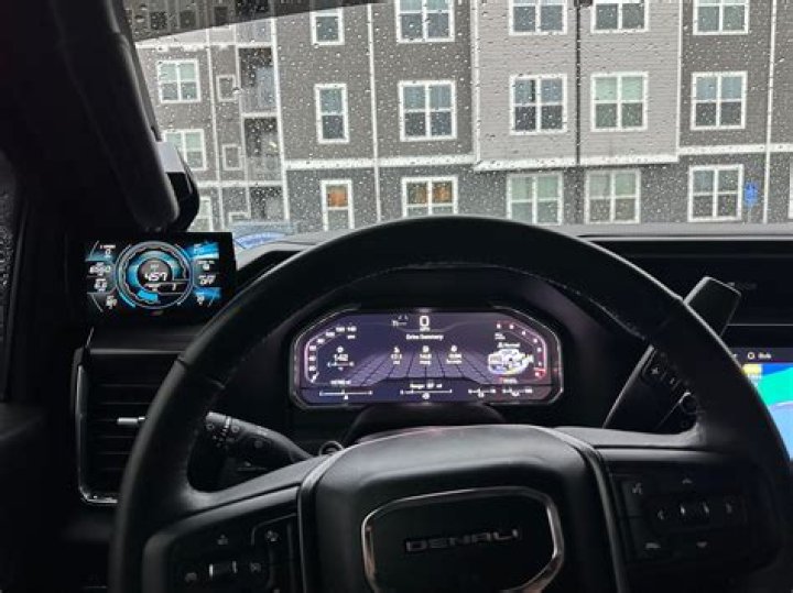 Can you put tunes on a edge insight?