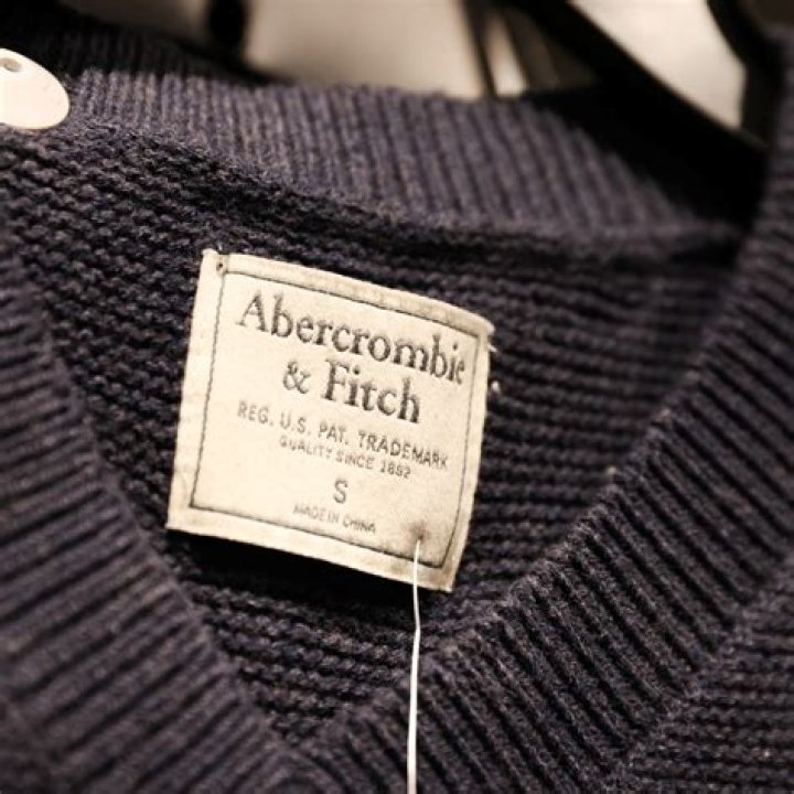 Can you return Abercrombie clothes without receipt?