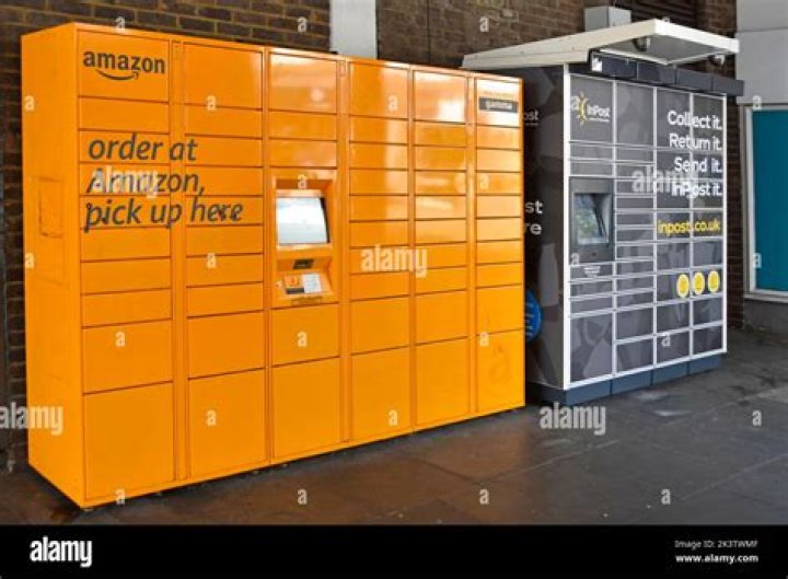 Can you return packages at Amazon locker?
