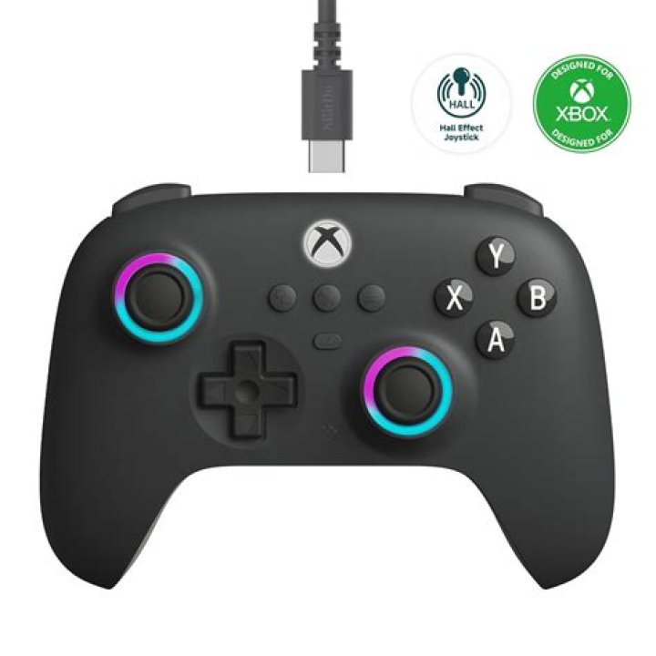 Do Xbox One controllers charge?