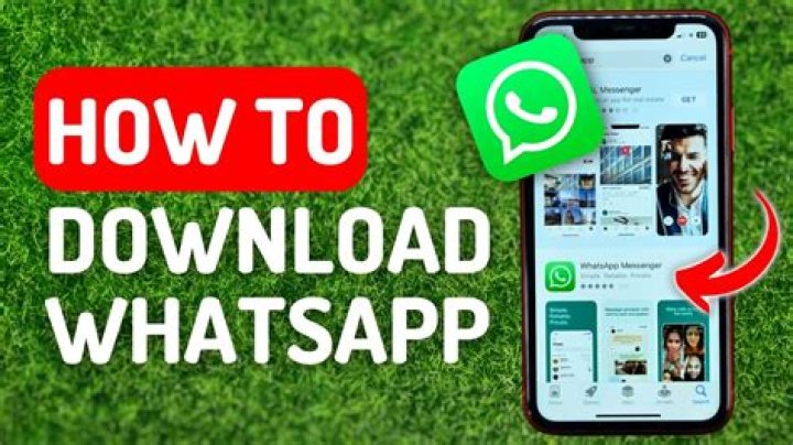 How can I auto download WhatsApp status?