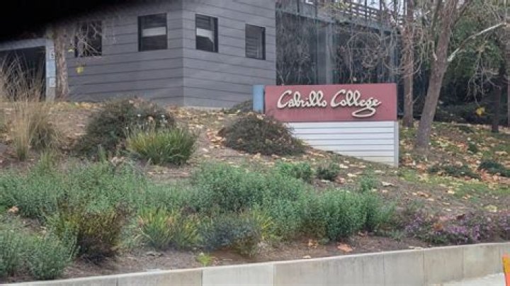 How do I sign up for Cabrillo College?