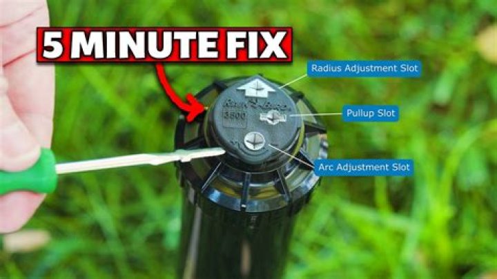 How do you adjust a lawn cutting machine?