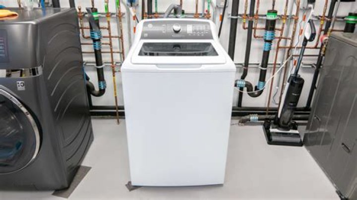 How do you change a water level on a GE washer?
