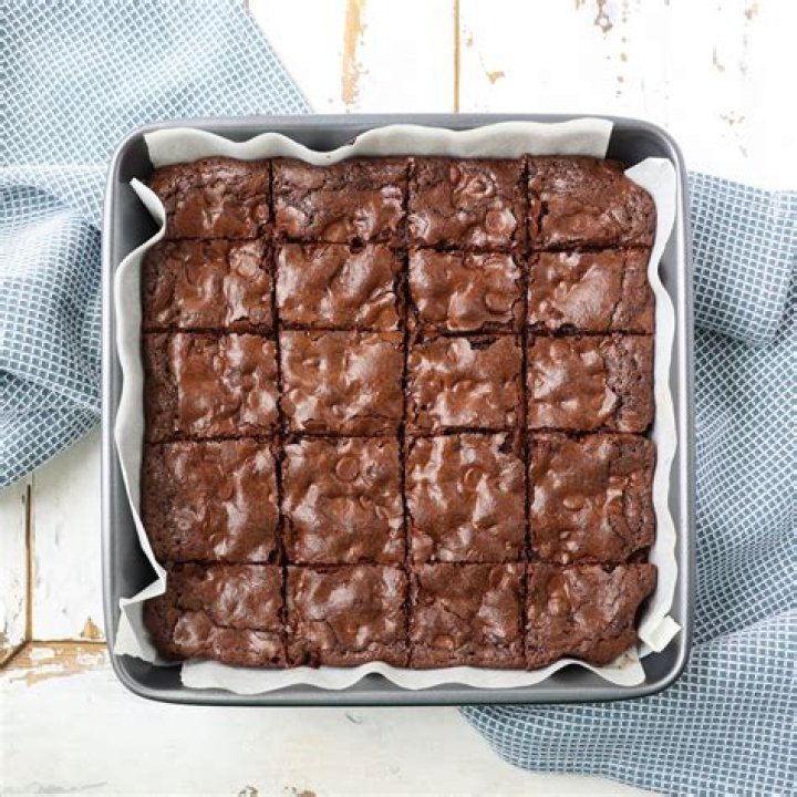 How do you finish baking brownies?