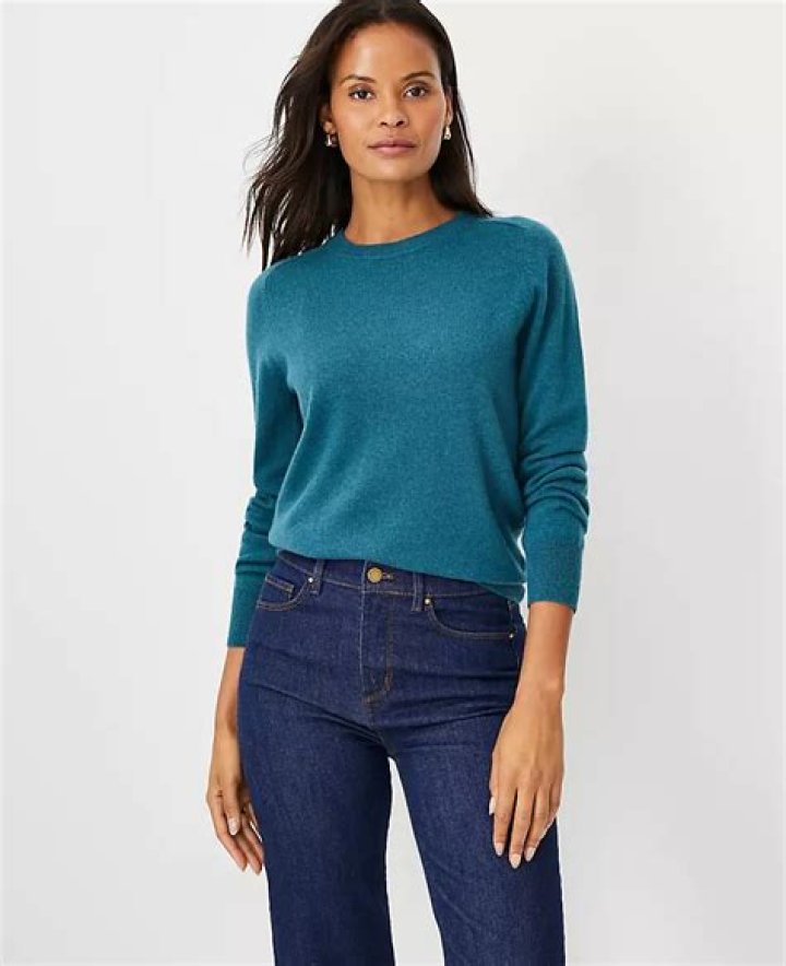 How do you get pills out of a cashmere sweater?