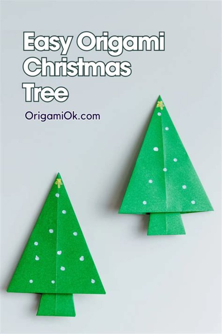How do you make a easy paper Christmas tree