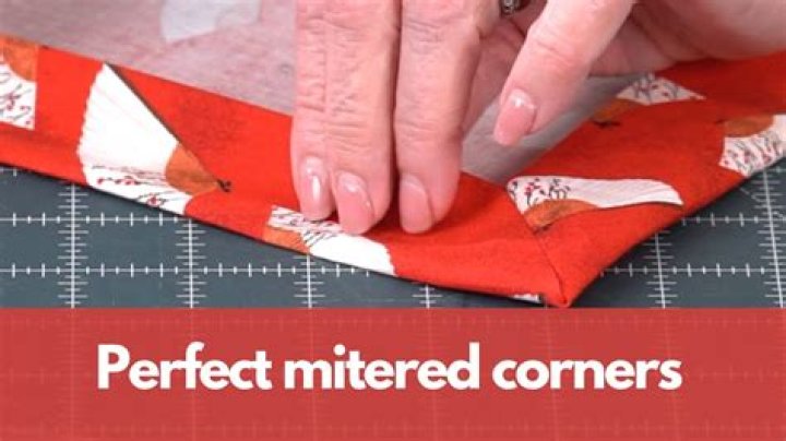 How do you make a mitred corner hem?