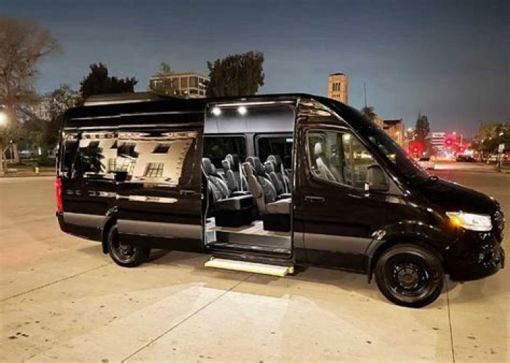 How much does it cost to rent a conversion van?