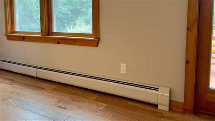 How much does it cost to replace baseboard trim