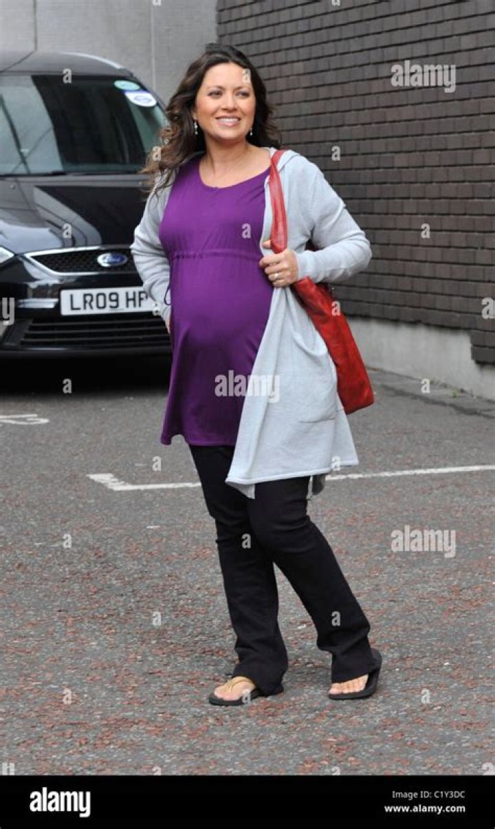 Is Laura the weather girl on GMTV pregnant?