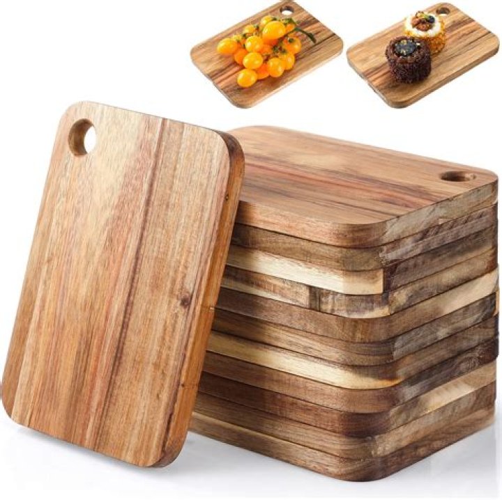 What do you season a wooden cutting board with