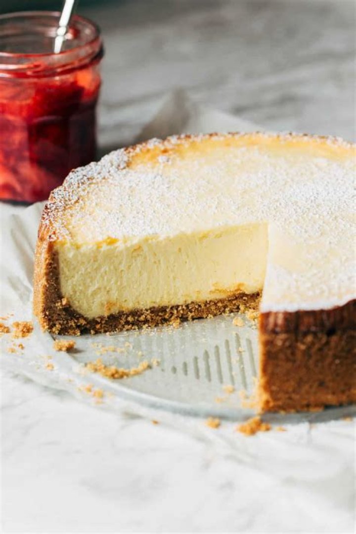 What is a cheesecake tray?