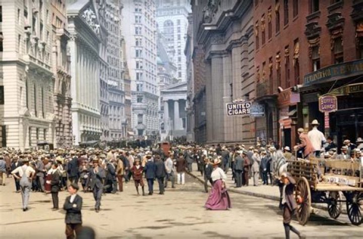 What is a colorized photo?