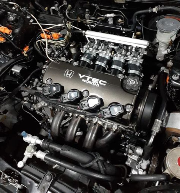 What is a D16Y7 engine?
