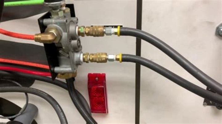 What is a hand valve on a truck