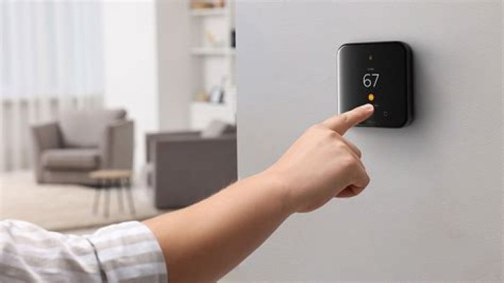 What is a thermostat deadband?