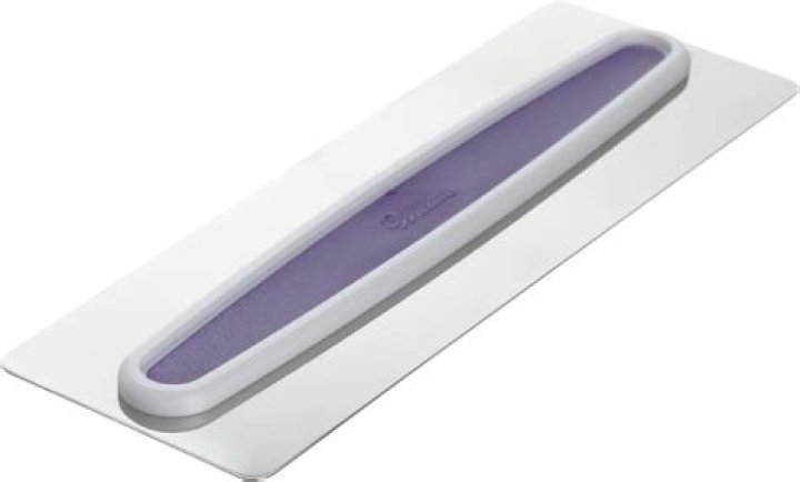 What is an icing smoother?