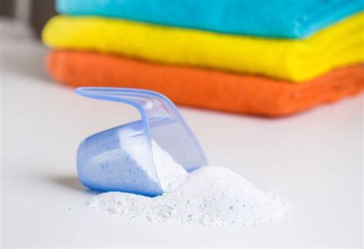 What is the difference between biological and non biological washing powder