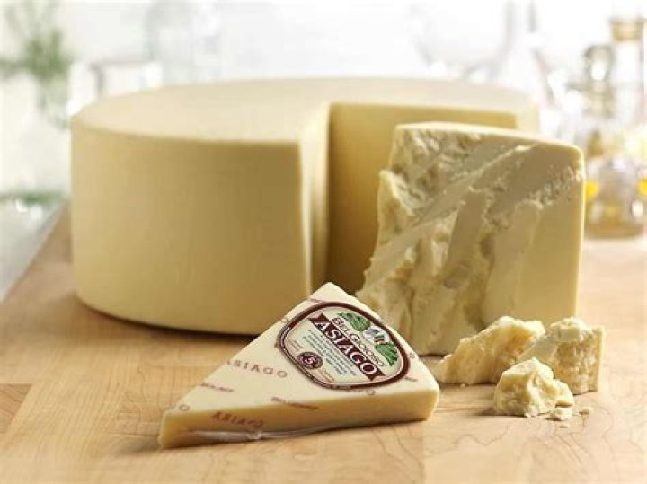What is the flavor of Asiago cheese