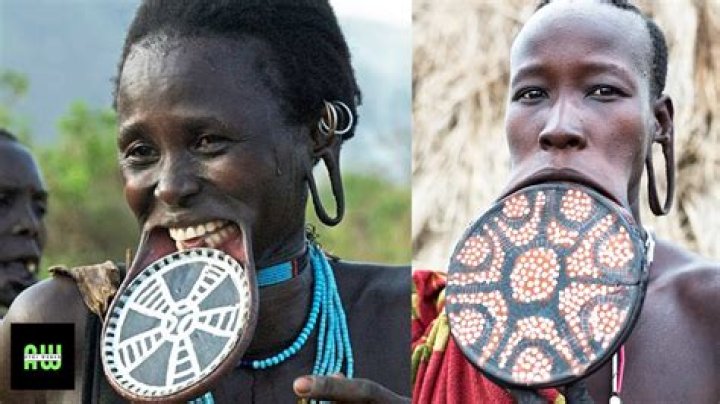 What is the Mursi tribe known for?