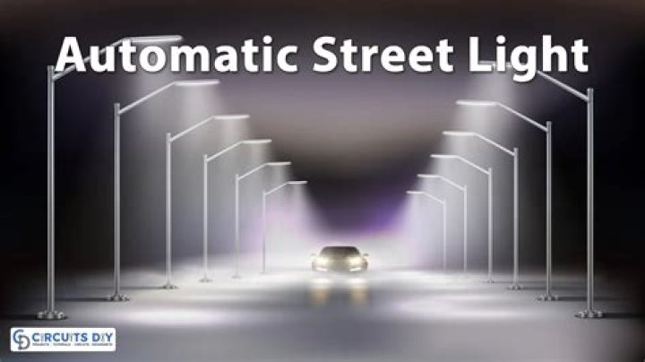 What is the principle of automatic street light