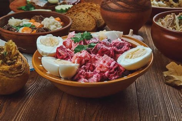 What is traditional Estonian food?