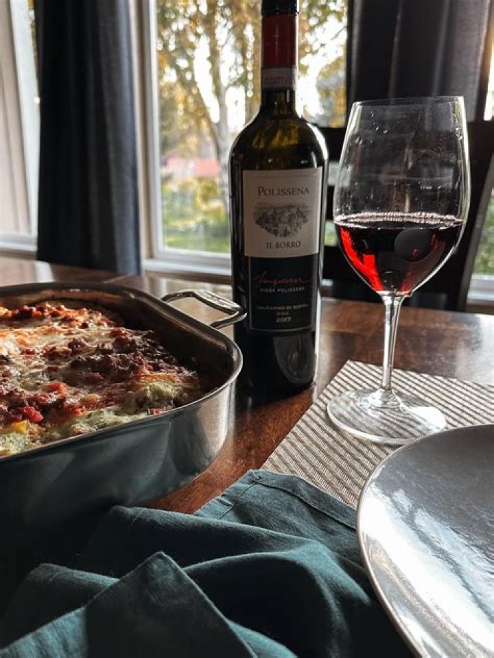 What red wine goes with garlic