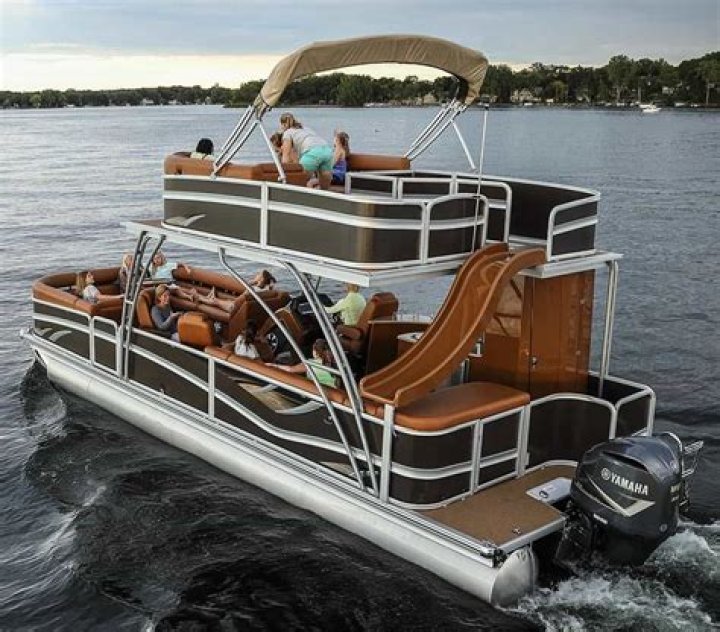 What type of boat is a pontoon?
