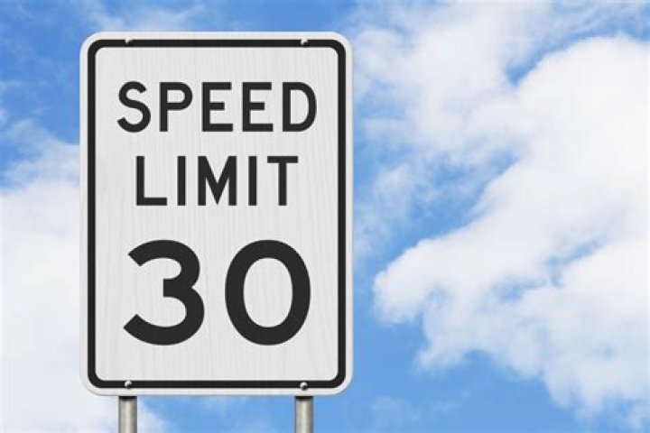 What would indicate a 30 mph speed limit?