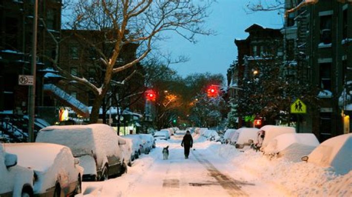 When was the last time it snowed on Christmas Day in New York City?