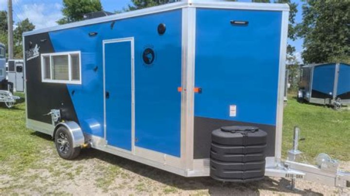 Where are Yetti fish houses made