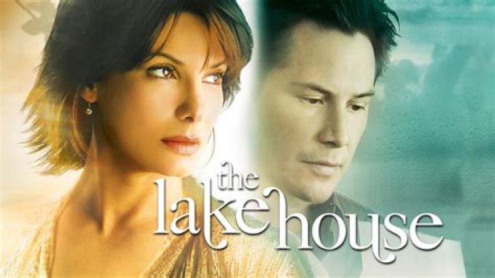 Where is the house in the movie The Lake House located?