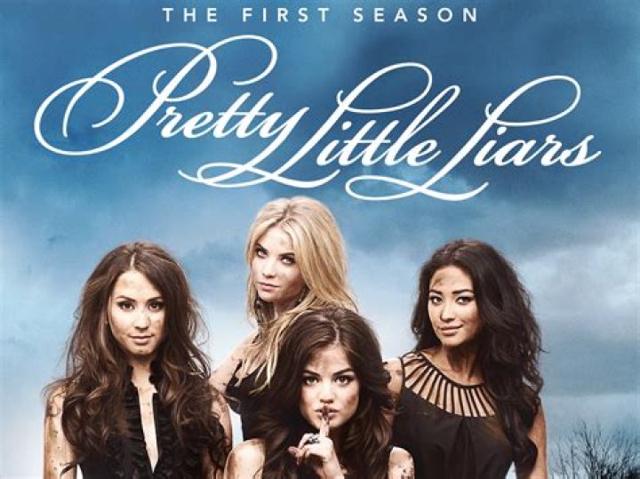 Who is the band on the ghost train in pretty little liars?