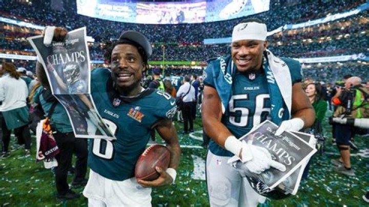 Who owns the Eagles NFL team?