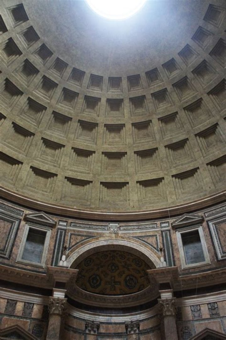 Who was the pantheon dedicated to?